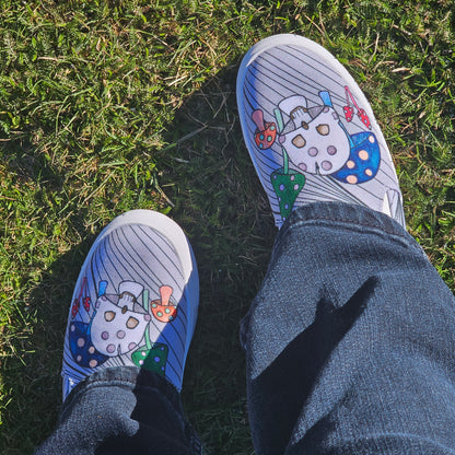 Women’s slip-on canvas shoes